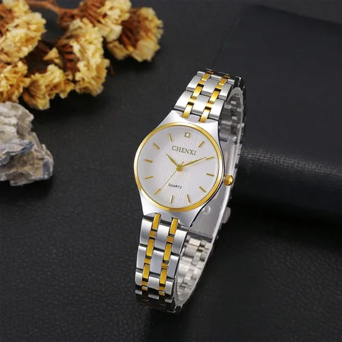 Vista 2 de Avaner Reloj de pulsera de acero inoxidable con banda dorada de cuarzo, para hombre y mujer