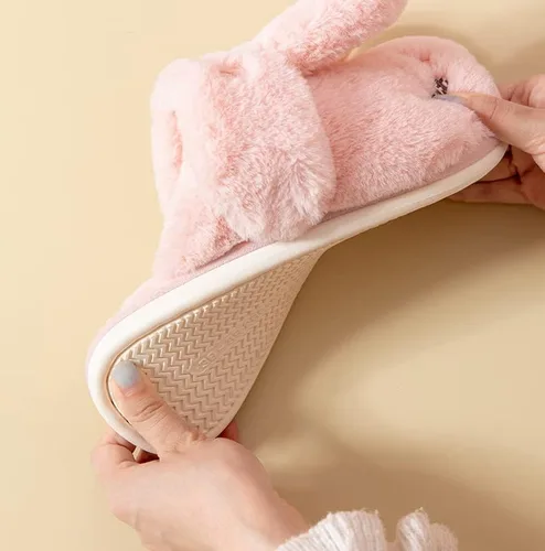 Vista 6 de Pantuflas de conejito mullidas kawaii, bonitas, suaves, cálidas, acogedoras, para el invierno, mullidas, divertidas, de animales