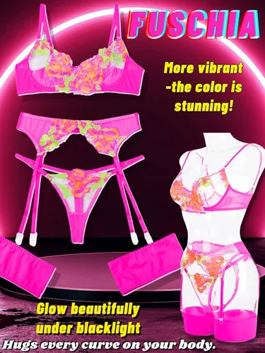 Vista 4 de Kaei&Shi Bordado floral, con aros, tanga, liguero, lencería de 4 piezas
