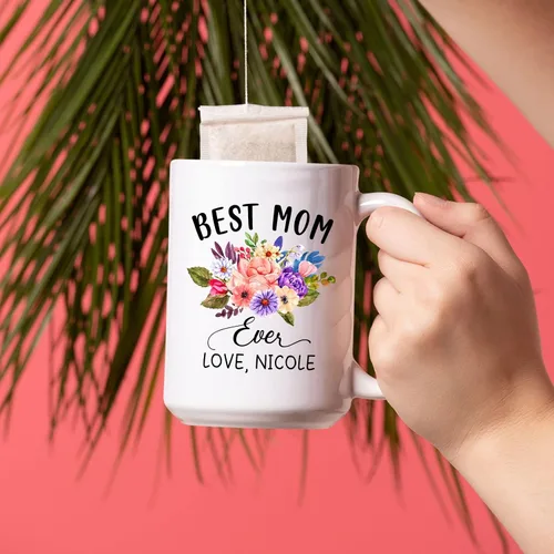 Vista 3 de Taza de café con nombre personalizado "Best Mom Ever", regalos para cumpleaños, regalos de niños, taza de café floral personalizada, regalo
