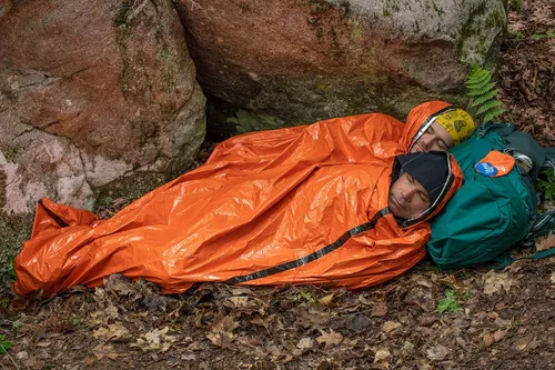 Vista 2 de S.O.L. 90% Reflectante 2 Personas XL Emergencia Bivvy