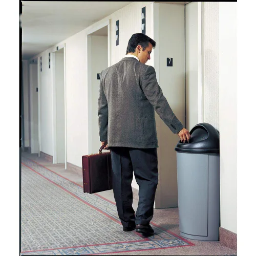 Vista 4 de Rubbermaid Commercial Products Bote de basura intocable, 11 galones, marrón, papelera duradera para el hogar, cocina, garaje, oficina Gris