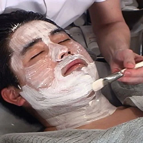 Vista 5 de Men's Facial Techniques Training DVD by Rita Page, Esthetician. Learn How To Do Professional Skin Care Facials, Face Massage, Techniques &
