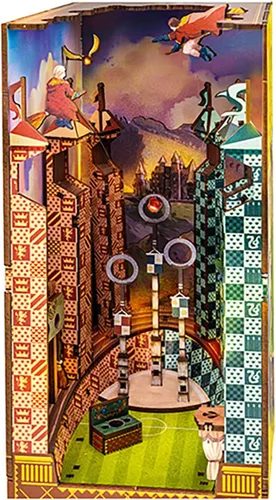 Vista 2 de Revell Harry Potter Quidditch Field 3D Book Nook - Kit de rompecabezas