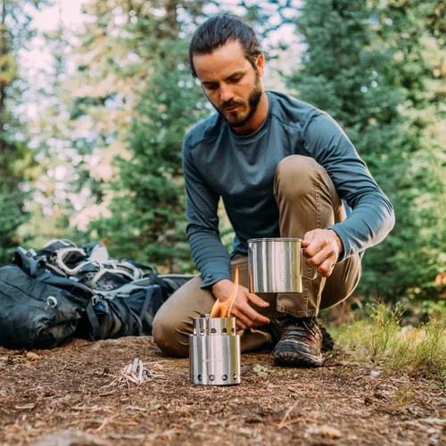 Vista 7 de Solo Stove & Pot 900 Combo: sistema de cocina a leña ultraliviana. Kit de cocina liviana para excursionismo, camping, supervivencia. Quema ramas,