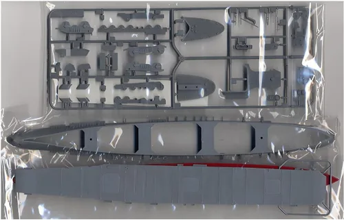 Vista 5 de Tamiya 31214 1/700 Zuikaku - Kit de modelo de plástico para portaaviones