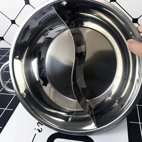 Vista 3 de UPKOCH Olla caliente de acero inoxidable Shabu Olla caliente dividida Olla de cocina de sopa de doble cara Olla de cocina con divisor para estufa