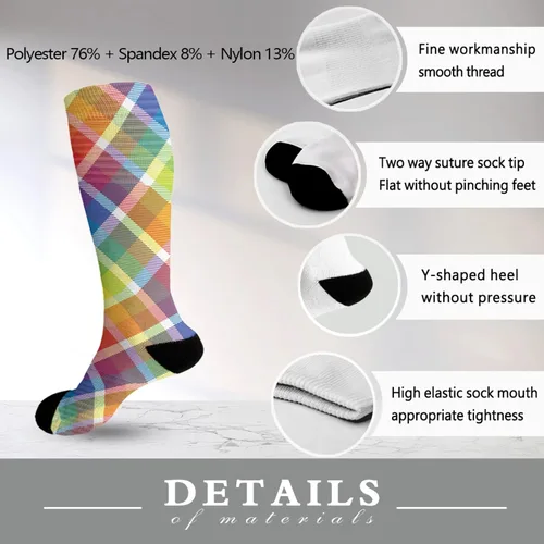 Vista 6 de devor Calcetines de algodón para mujer hasta la rodilla para mujer, calcetines de longitud de la tripulación, lindo arco iris cuadrado celosía