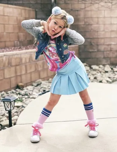 Vista 6 de Arshiner Faldas de tenis para niña con pantalones cortos, falda plisada atlética, falda pantalón de entrenamiento con bolsillos para niños de 4 a 13