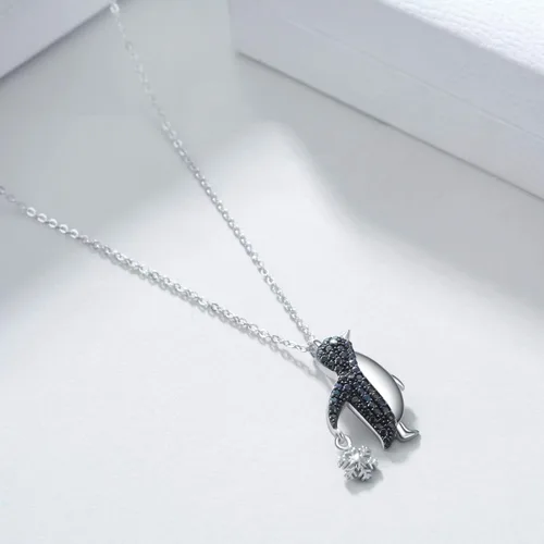 Vista 3 de YAFEINI Penguin Dog Gifts Sterling Silver Penguin Snowflake Necklace Heart Dog Pendant Jewelry for Women Girls Christmas Gifts