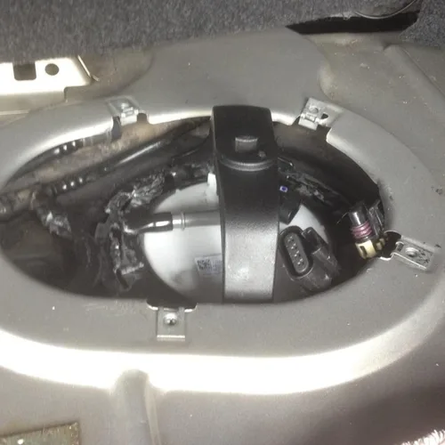 Vista 4 de Herramienta de anillo de bloqueo del tanque de combustible, bomba de combustible, desmontaje e instalación de emisores Compatible con Ford Chrysler