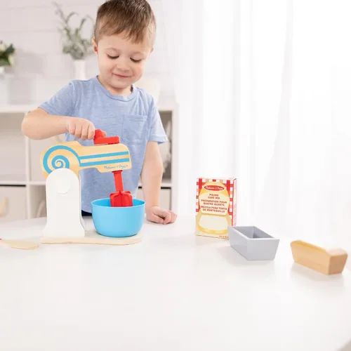 Vista 5 de Juego de batidor de madera para tortas de Melissa & Doug, 11 piezas, accesorios de comida y cocina, individual, Multicolor