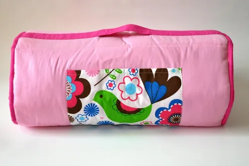 Vista 3 de Bacati - Tapete para siesta de 100% algodón percal, suave, transpirable, con almohada, para niñas pequeñas, mide 50 x 20 x 1.5 pulgadas, ideal