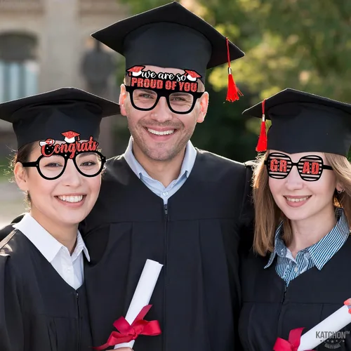 Vista 8 de KatchOn, Gafas de graduación rojas 2026 – Brillantina, paquete de 12 Accesorios para cabina de fotos de graduación 2026 para decoraciones