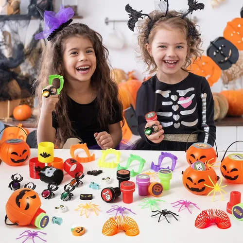 Vista 5 de Paquete de 24 calabazas de Halloween con juguete para niños