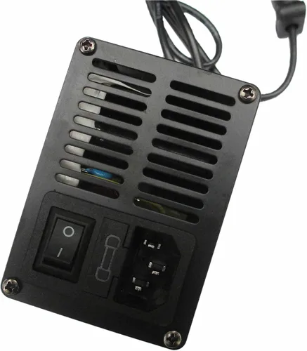 Vista 6 de Club Car 48 Volt Cargador de batería para carrito de golf de 5 amperios - con enchufe de carga de 3 pines