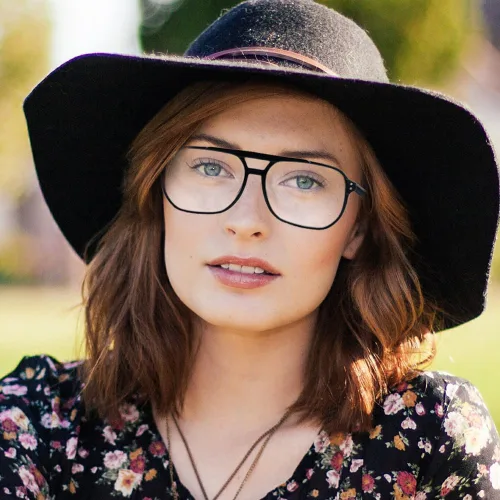 Vista 2 de Gafas de lectura de gran tamaño para mujeres y hombres, bisagra de resorte retro con luz azul