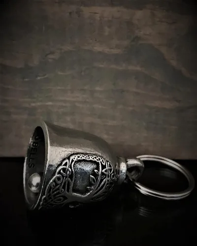 Vista 4 de Bravo Bells Campana de Yggdrasil del árbol de la vida celta – Accesorio de campana de motociclista o llavero para la buena suerte en la carretera
