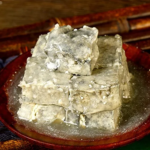 Vista 3 de WangZhiHe Stinky Tofu 11.64 oz - La famosa cuajada de frijoles fermentados Wangzhihe tiene mal olor. Sin embargo, se considera un manjar