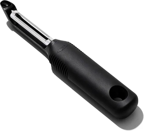 Vista 5 de OXO Good Grips - Juego de molinillo de sal y pimienta con pelador giratorio de verduras