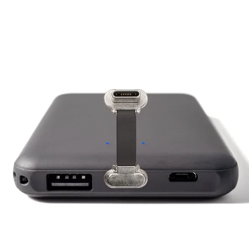 Vista 5 de Cable plano corto USB C de 90 grados, doble ángulo, USB C macho a macho, PD de 65 W, cable de datos de carga rápida para bancos de energía, teléfono