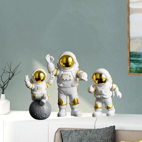 Vista 4 de 3 unids PVC astronauta estatuilla hombre espacial escultura abstracta decoración de la torta decoración del hogar niño regalo de cumpleaños (dorado)
