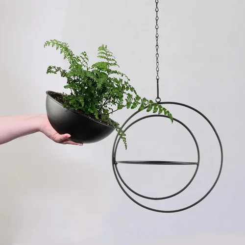 Vista 3 de Hajia 1 paquete de soporte colgante en forma de luna con maceta desmontable de 8 pulgadas, colgador de metal negro para interiores y exteriores