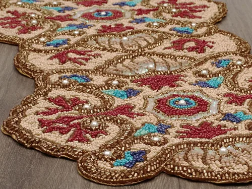 Vista 3 de Glitz Farmhouse Decor Camino de mesa – 36 x 13 pulgadas, color granate, azul, dorado, con múltiples cuentas para Navidad y despedidas de soltera