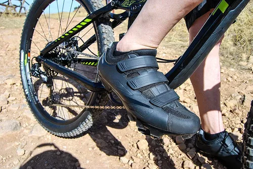Vista 4 de Tommaso Montagna - Zapatos de ciclismo de montaña para hombre, zapatos de ciclismo de interior para hombre, zapatos de ciclismo de grava compatibles