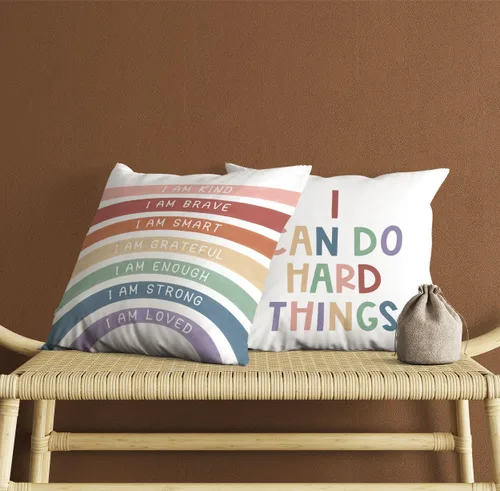 Vista 4 de Juego de 2 fundas de almohada con texto en inglés "I Am para el aula, 18 x 18 pulgadas