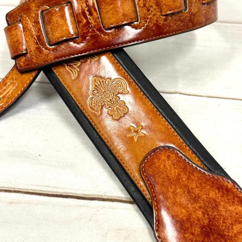 Vista 5 de Walker And Williams GB-23 - Correa de guitarra acolchada con diseño de flor de Lis y cadena francesa para guitarras acústicas, eléctricas y bajas