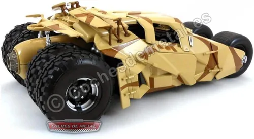 Vista 2 de Hotwheels Heritage 1:18 Batmobile Tumbler Camoflage Versión Modelo Fundido