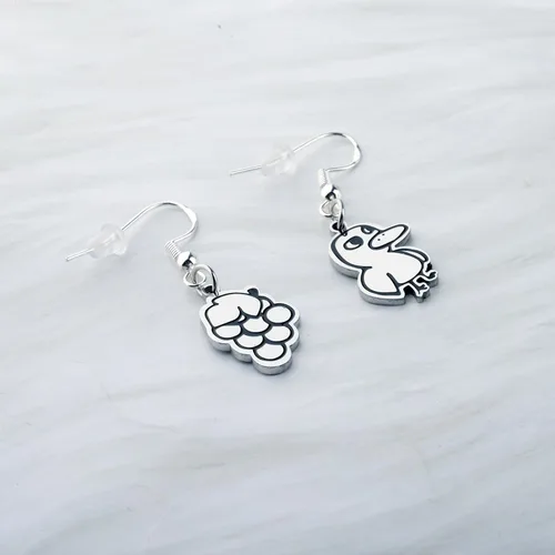 Vista 5 de OKEYCH Regalos inspirados en los años 90, divertidos aretes de pato para la nostalgia, joyería para cosplay