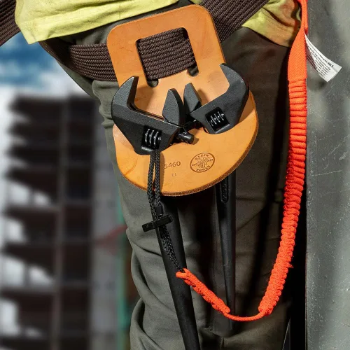 Vista 9 de Klein Tools 3239 - Llave de espiga ajustable, fabricada en Estados Unidos, 16 pulgadas de longitud, apertura de llave de 1-58, se adapta a tuercas