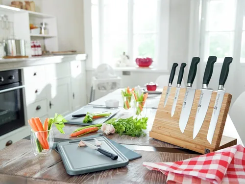 Vista 8 de Zwilling Cuchillo de rebanar Four Stars PlataNegro