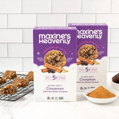 Vista 5 de Maxine's Heavenly Galletas de avena y pasas de canela, sin gluten, hechas con avena, endulzadas con azúcar de coco y dátiles Sabroso postre vegano