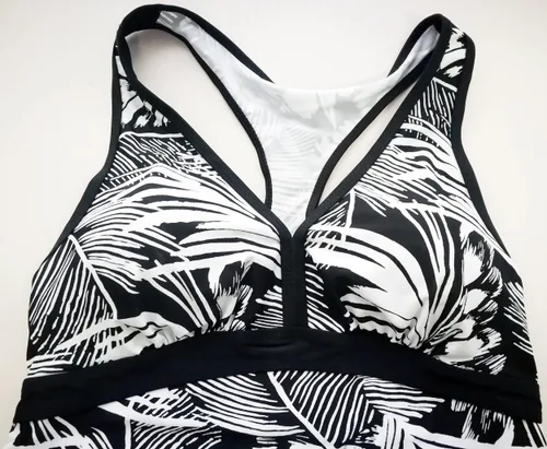 Vista 4 de Dreamsoar Traje de baño tankini con espalda cruzada para mujer, con control de abdomen, dos piezas, estampado floral, Negro