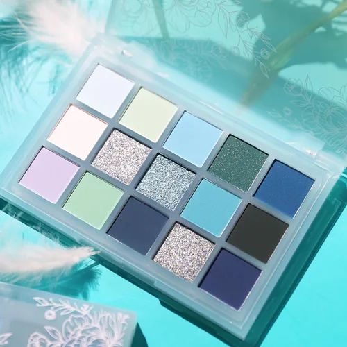 Vista 6 de UCANBE Paleta de sombras de ojos de 15 colores – Kit de maquillaje para ojos con brillo mate, purpurina metálica, tonos frescos en blanco, azul