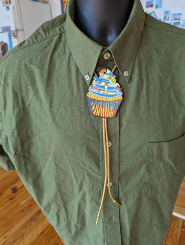 Vista 3 de Cupcakes and Corgis Lariat Necklace/Bolo Tie