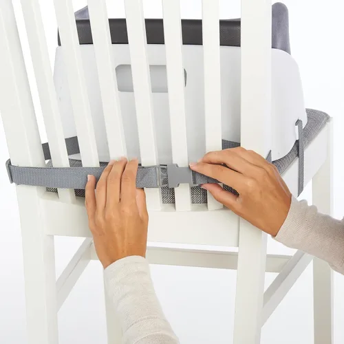 Vista 9 de Asiento elevador Ingenuity SmartClean para silla de cocina – Ligero para llevarlo a todas partes, fácil de limpiar, correa de arnés de 3 puntos