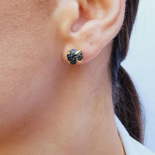 Vista 70 de Aretes de piedra preciosa natural en bruto con oro amarillo sobre plata de ley 925, 6 a 0.276 in, regalo de piedra de nacimiento de calidad genuina