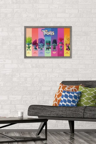 Vista 2 de Trends International Trolls: Band Together - Póster de pared Perfect Harmony, 22.4 pulgadas de largo x 14.7 pulgadas, versión enmarcada de madera