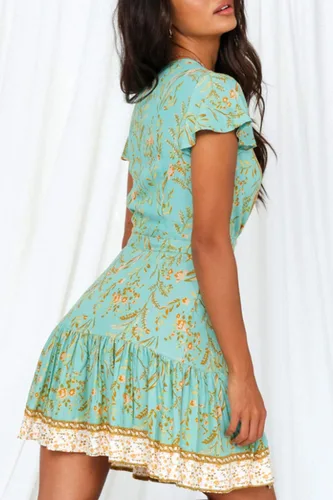 Vista 3 de ZESICA - Vestido corto y cruzado para mujer, diseño de verano 2024 con cuello en V, estampado floral bohemio, acampanado, con volantes, para playa