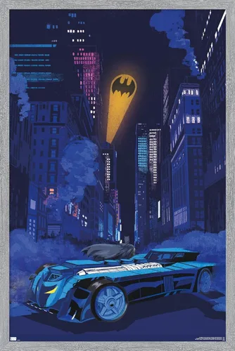 Vista 16 de Trends International DC Comics Batman - Póster de pared con señal de murciélago en el horizonte, 22.4 pulgadas de largo x 14.7 W, versión enmarcada