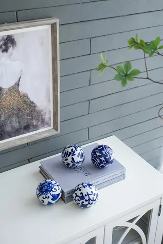 Vista 8 de A&B Home - Orbes decorativos azules y blancos de 4 pulgadas para jarrón de tazón, decoración de centro de mesa, juego de 4 bolas de esfera