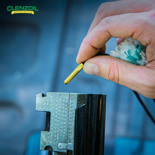 Vista 8 de CLENZOIL Field & Range Cobra Bore Cleaner Gun Barrel Cleaning Tool Brass Brush Embedded in Cotton Bore Rope