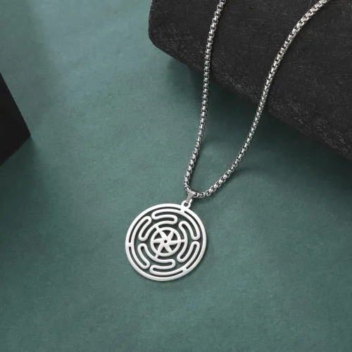 Vista 2 de Hekate - Collar de rueda de Diosa Hekate, collar con dije de hekate Strophalos, collar con símbolo de Hécate, acero inoxidable, rueda de Hécate