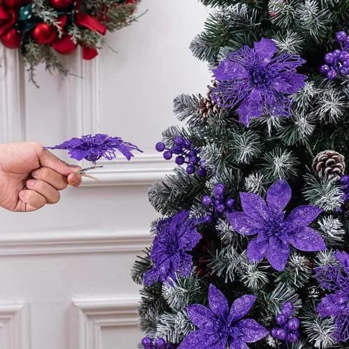 Vista 5 de 24 adornos de árbol de Navidad de flor de pascua con purpurina púrpura y tallos de bayas con purpurina, 16 flores artificiales de Navidad y 8 piezas