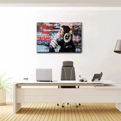 Vista 2 de Lienzo enmarcado de Banksy Graffiti para pared, póster de mono con auriculares, impresiones de pintura callejera, arte pop para sala de estar, listo