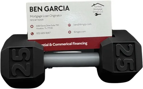 Vista 4 de Paquete de accesorios de escritorio con temática de gimnasio, soporte para tarjetas de visita con mancuernas, organizador de bolígrafos con pesas